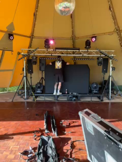 What a stunning venue! The hills of Ibiza or the beautiful Sussex countryside, you decide. Either way, it was an incredible event. Thanks so much for the invite #RawEvent #weddingparty