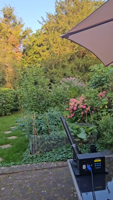 Bring the chaos, colour, and confetti! 💥 Perfect for those wild Elrow-style parties. Let’s make it unforgettable. #RawEvent